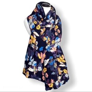 𝅺WHO What Wear Channel Quilted Dark Floral Scarf